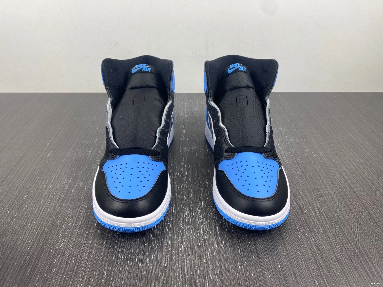 High 1 Jordan University OG DZ5485-400 Blue Air 1222